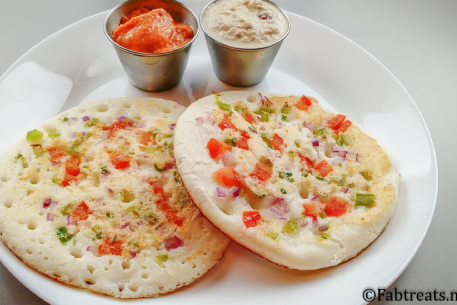 Veg Mix Uttapam