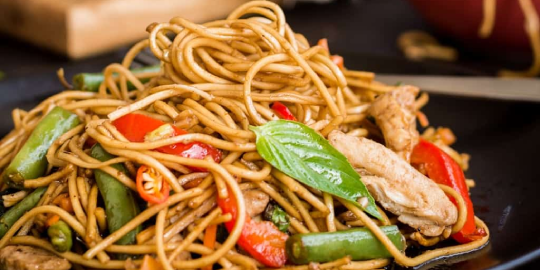 Chicken noodles